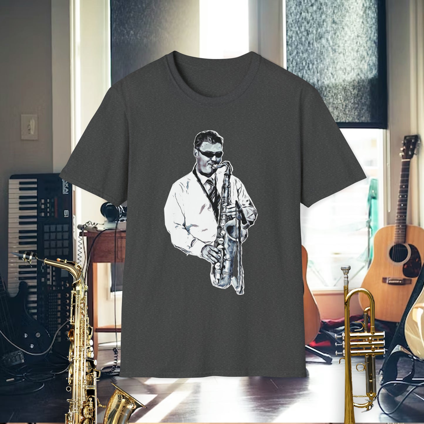 TShirt-Sax Player Outline