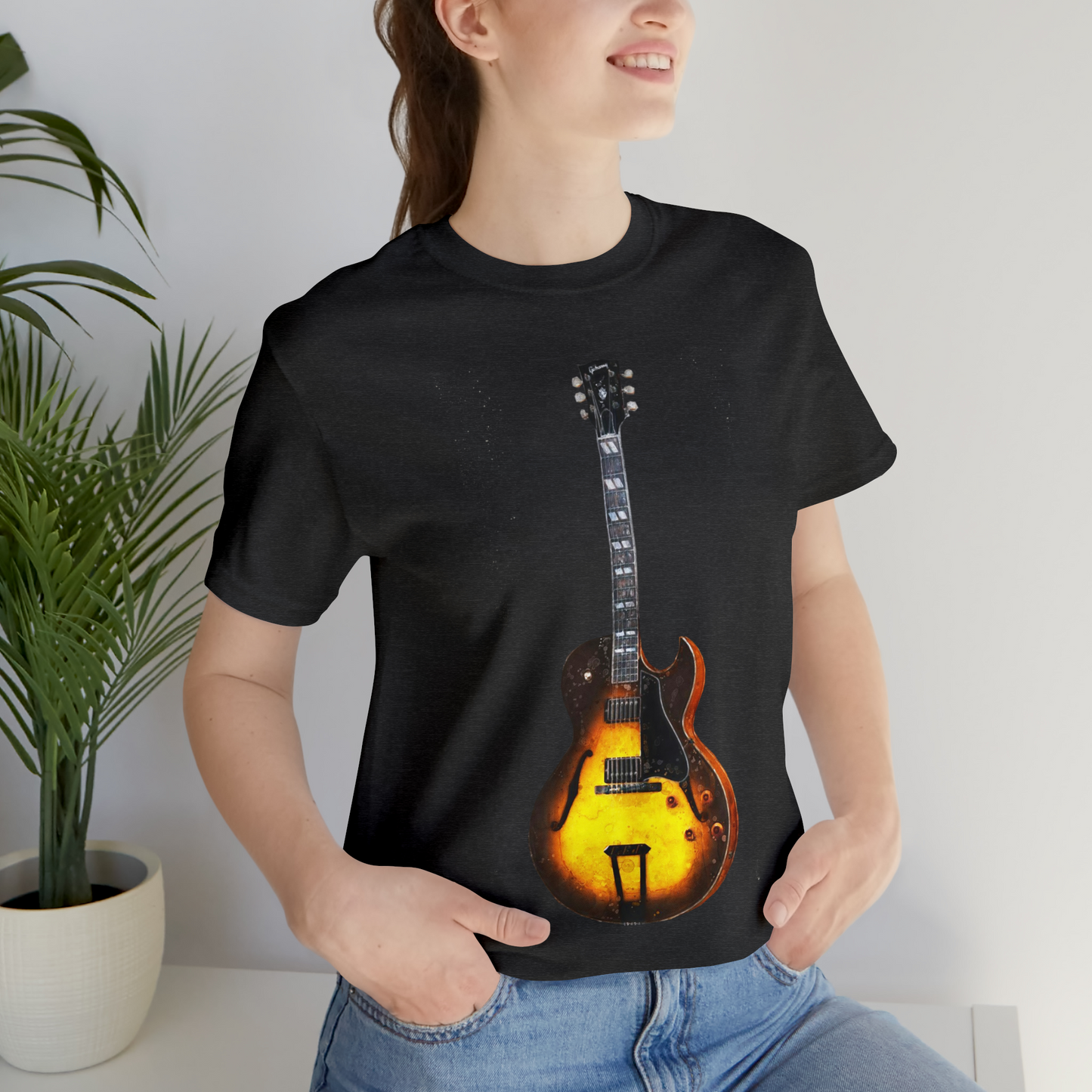 Tshirt-Yellow Gibson Guitar